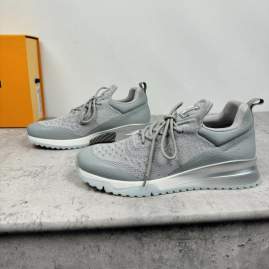 Picture of Louis Vuitton Shoes _SKULVsz38-45hnh083017456